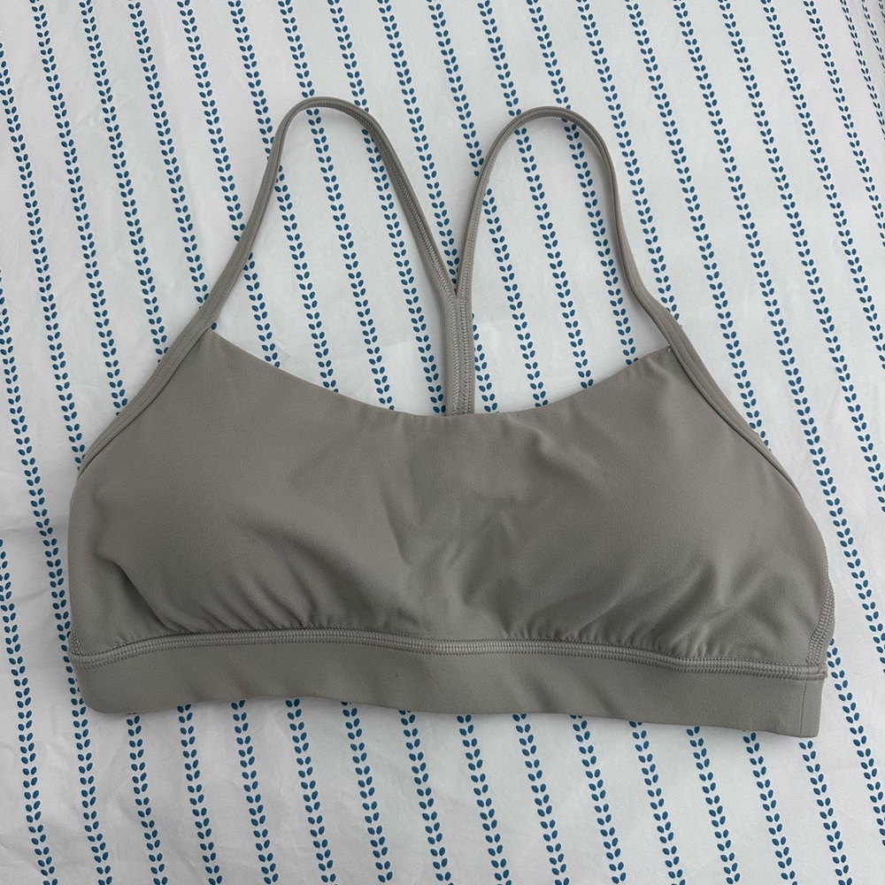 Lululemon Flow Y Bra Nulu *Light Support, A–C Cups